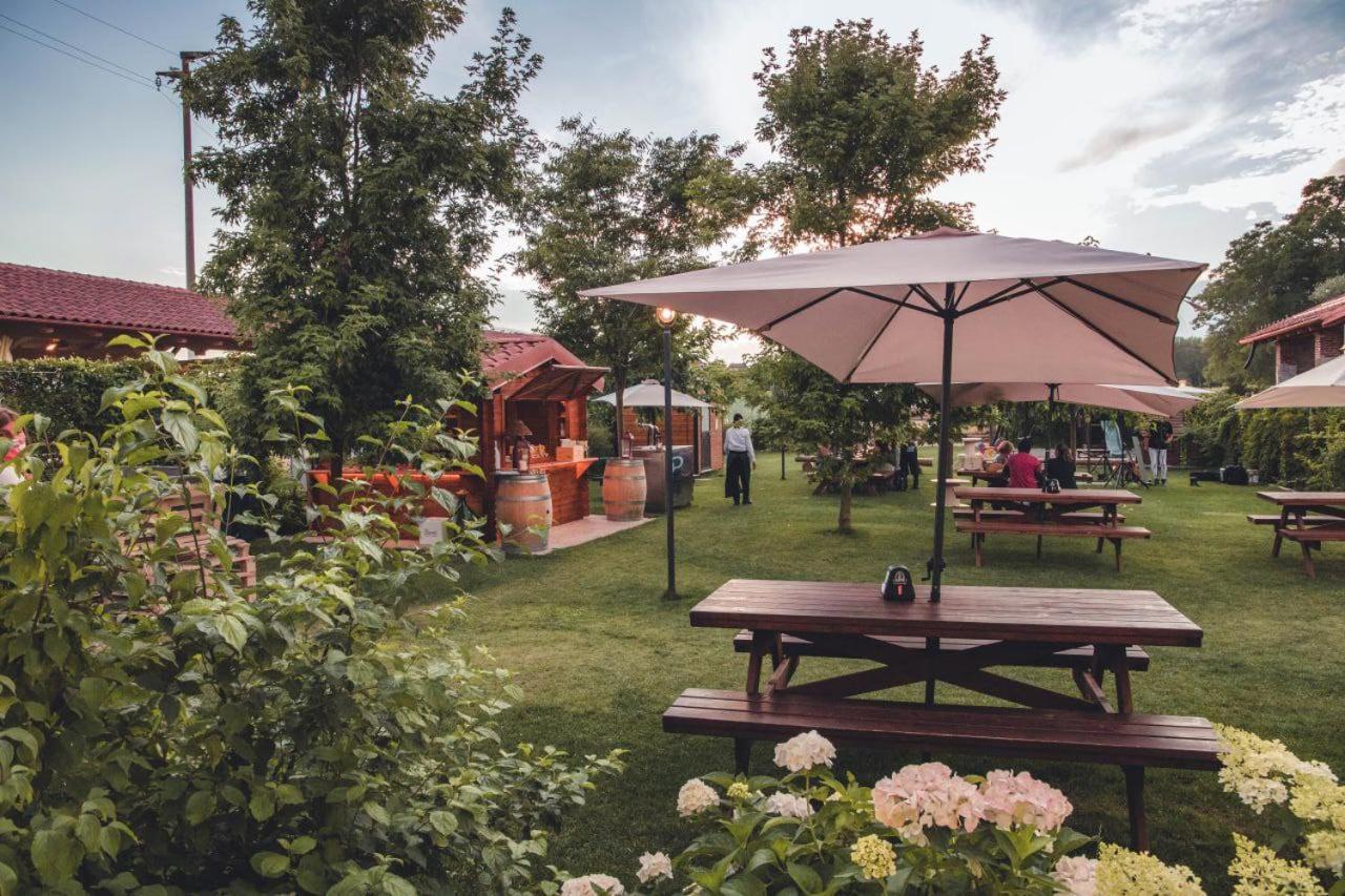 La Tenuta Di Santo Stefano Agri Resort & Spa Fossano Exterior photo